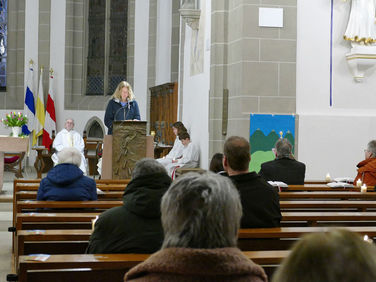 Lumen Christi - Auferstehungsmesse in St. Crescentius (Foto: Karl-Franz Thiede)